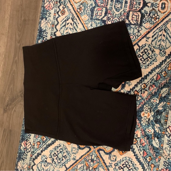 lululemon align shorts never worn - Picture 3 of 3